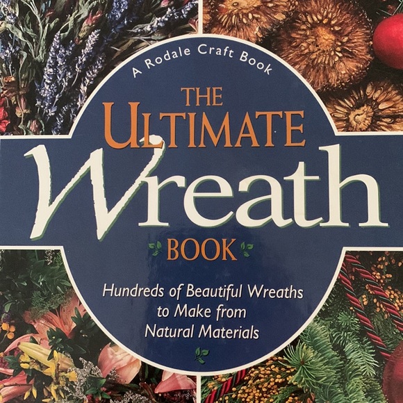 New book - The Ultimate Wreath book - Picture 2 of 12